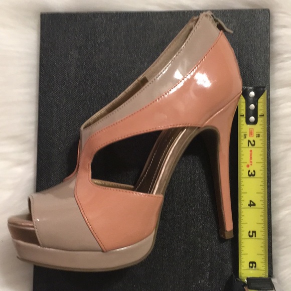 ✨NWOT✨BCBG GENERATION✨NUDE PLATFORM SHOES - Picture 6 of 8